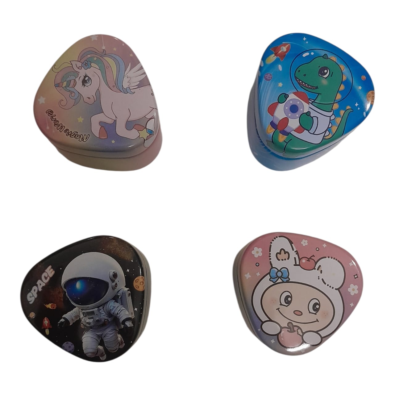 Pencil sharpener with dust box